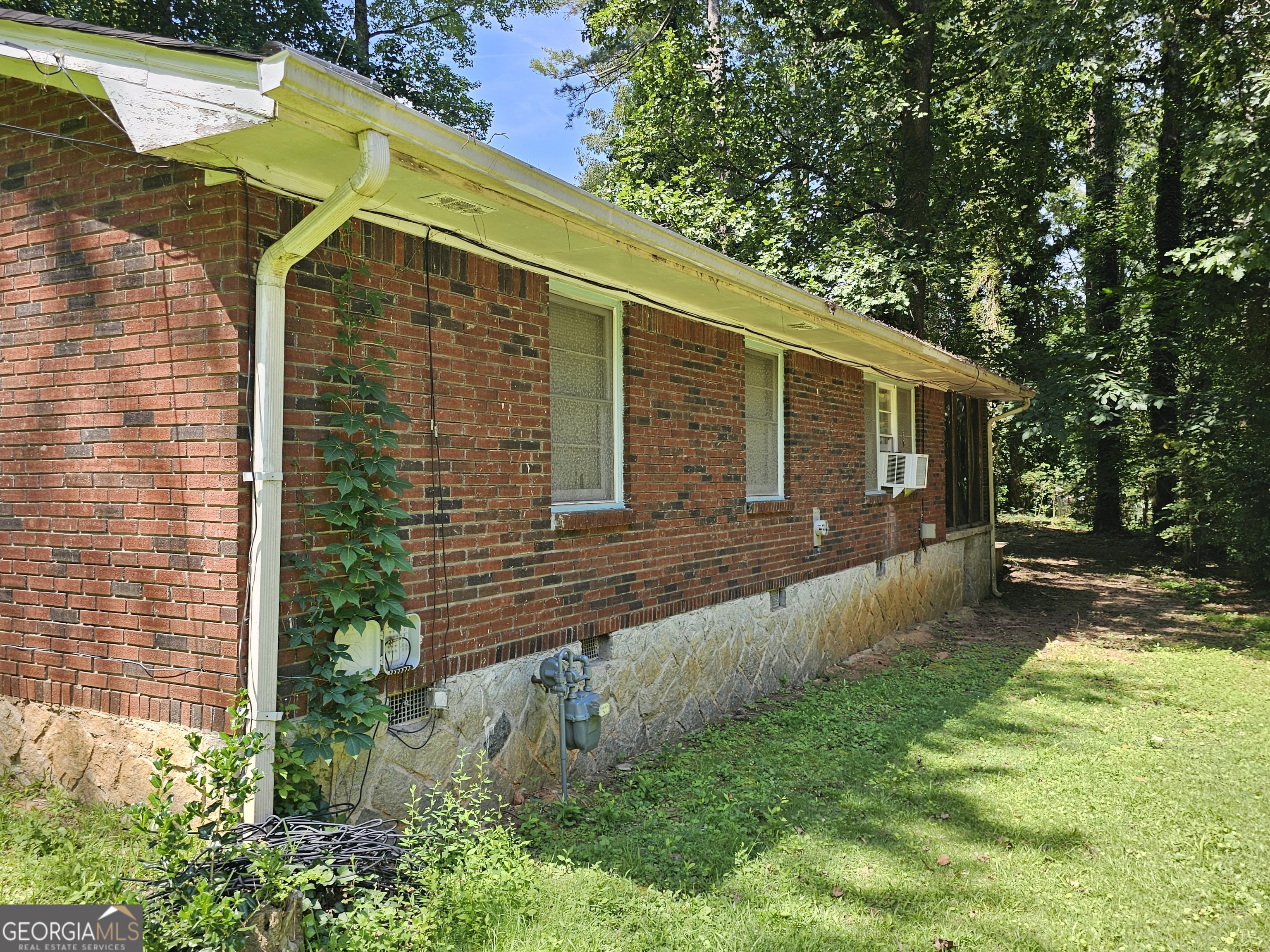 2395 Durango Road SW Atlanta GA 30331