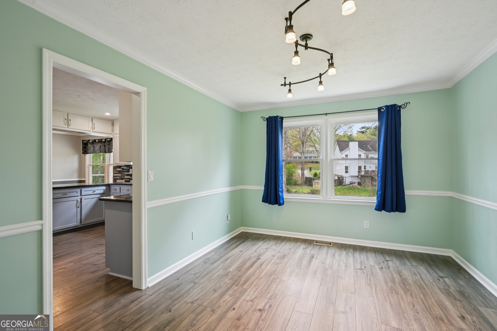 2241 Deer Oaks Trail Lawrenceville GA 30044