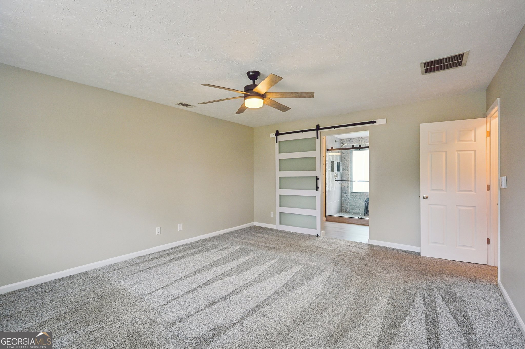 2241 Deer Oaks Trail Lawrenceville GA 30044