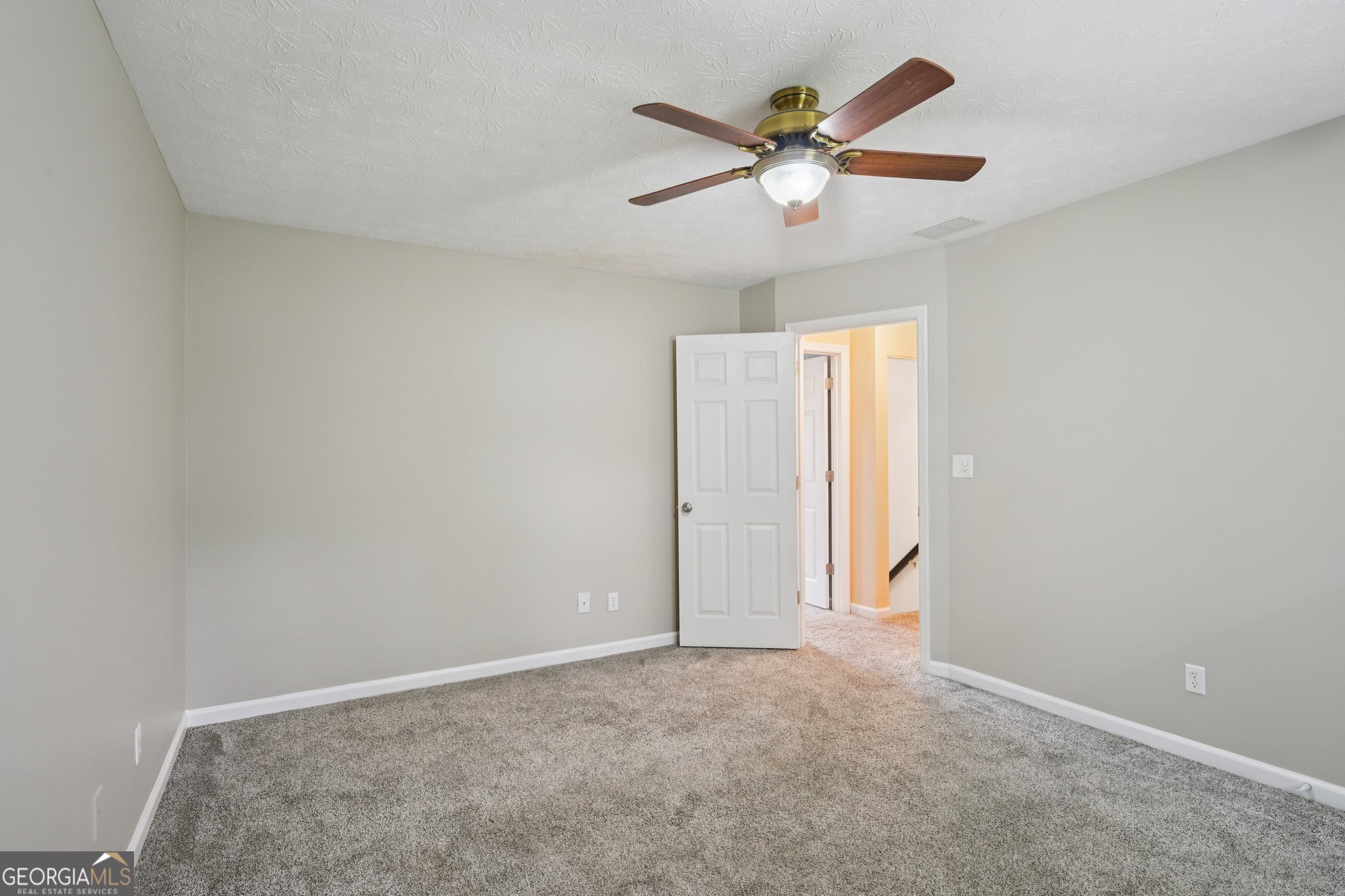 2241 Deer Oaks Trail Lawrenceville GA 30044