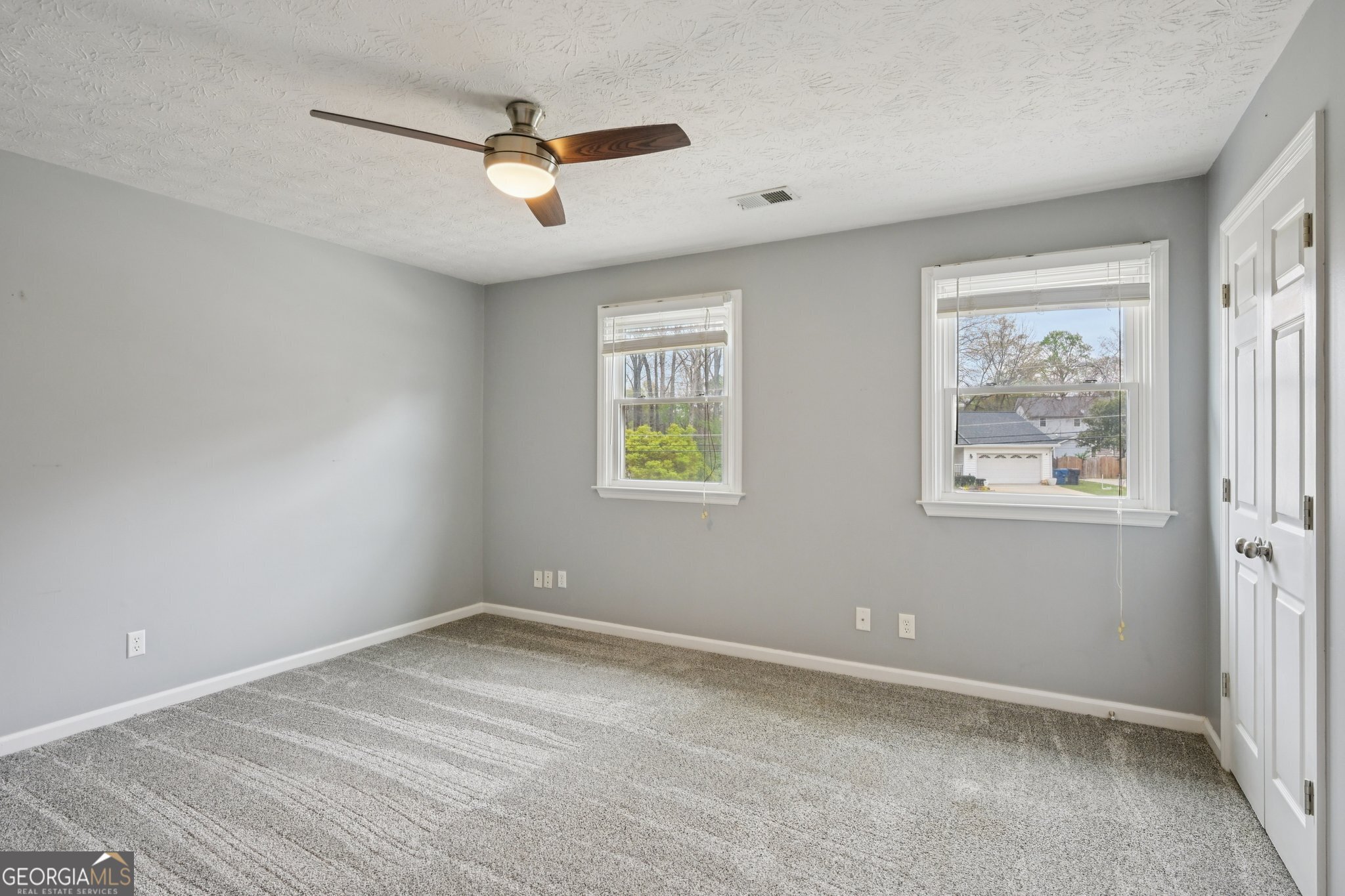 2241 Deer Oaks Trail Lawrenceville GA 30044