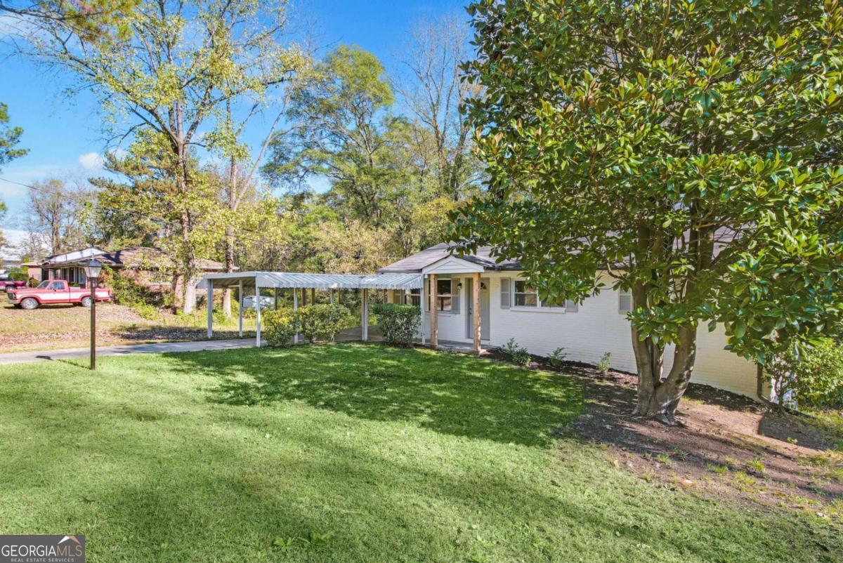 1703 Barrett Drive NW Atlanta GA 30318