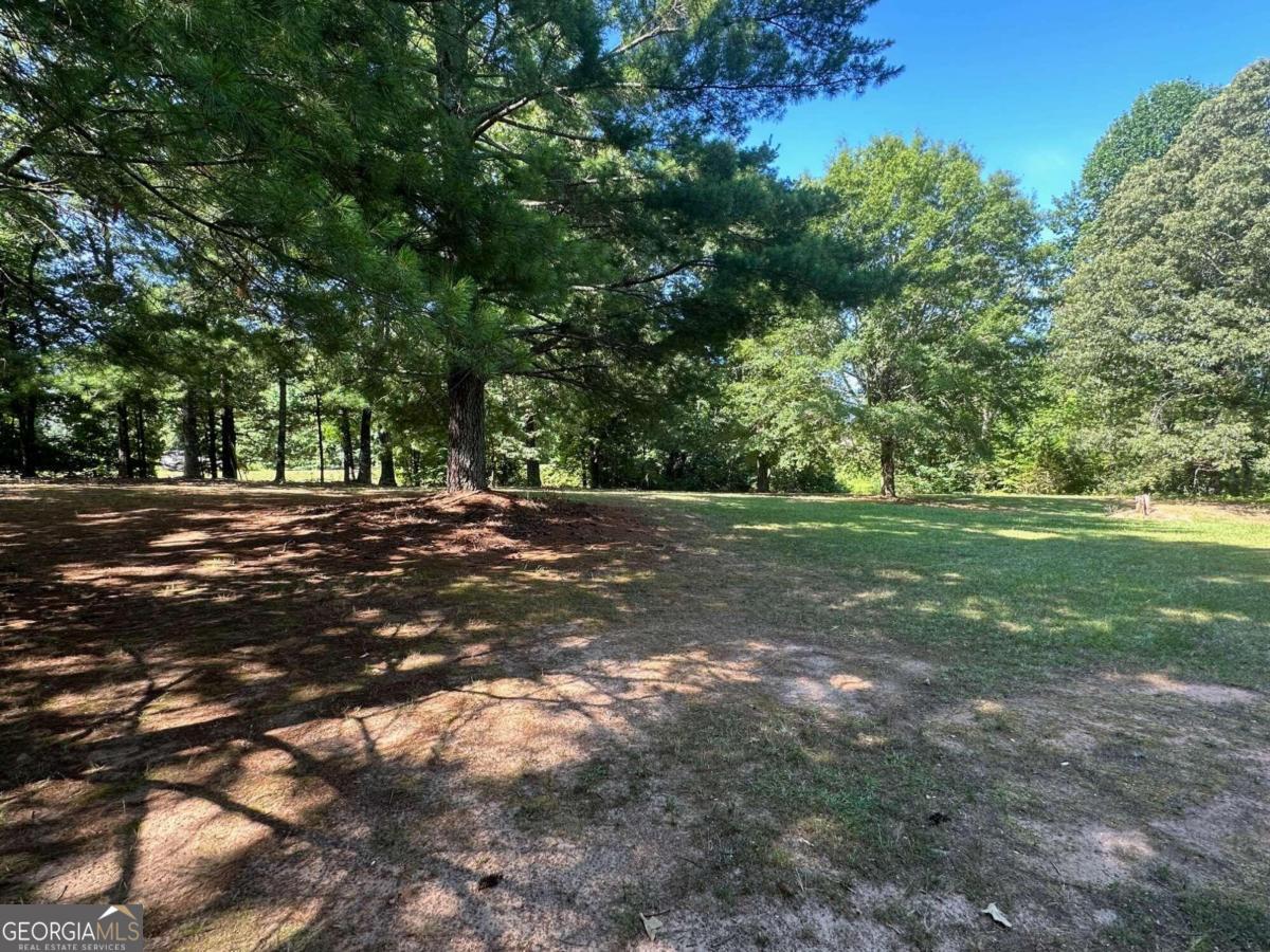 995 Lumpkin Cmpgd Road N Dawsonville GA 30534