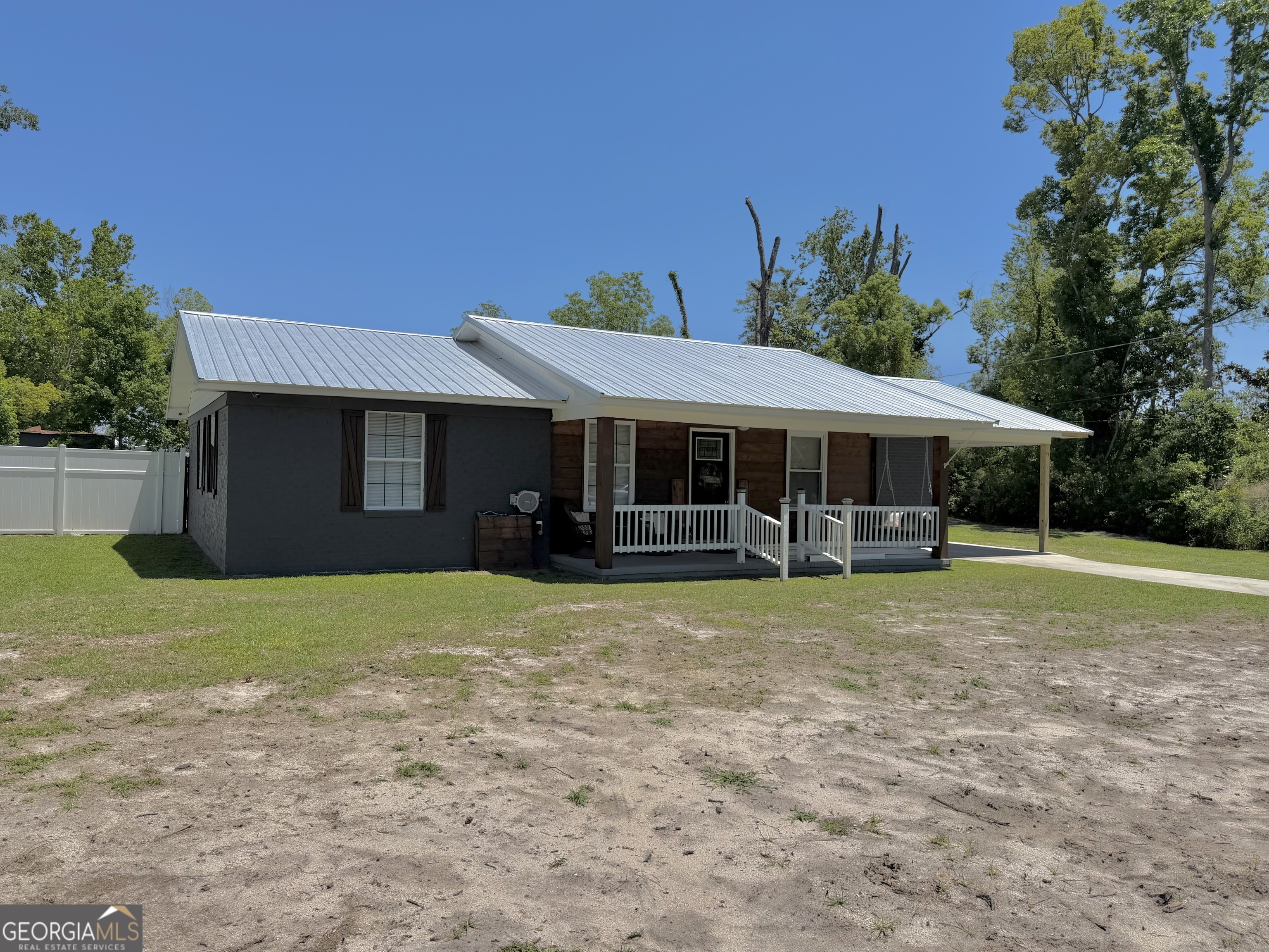 53 Carey Drive Hazlehurst GA 31539