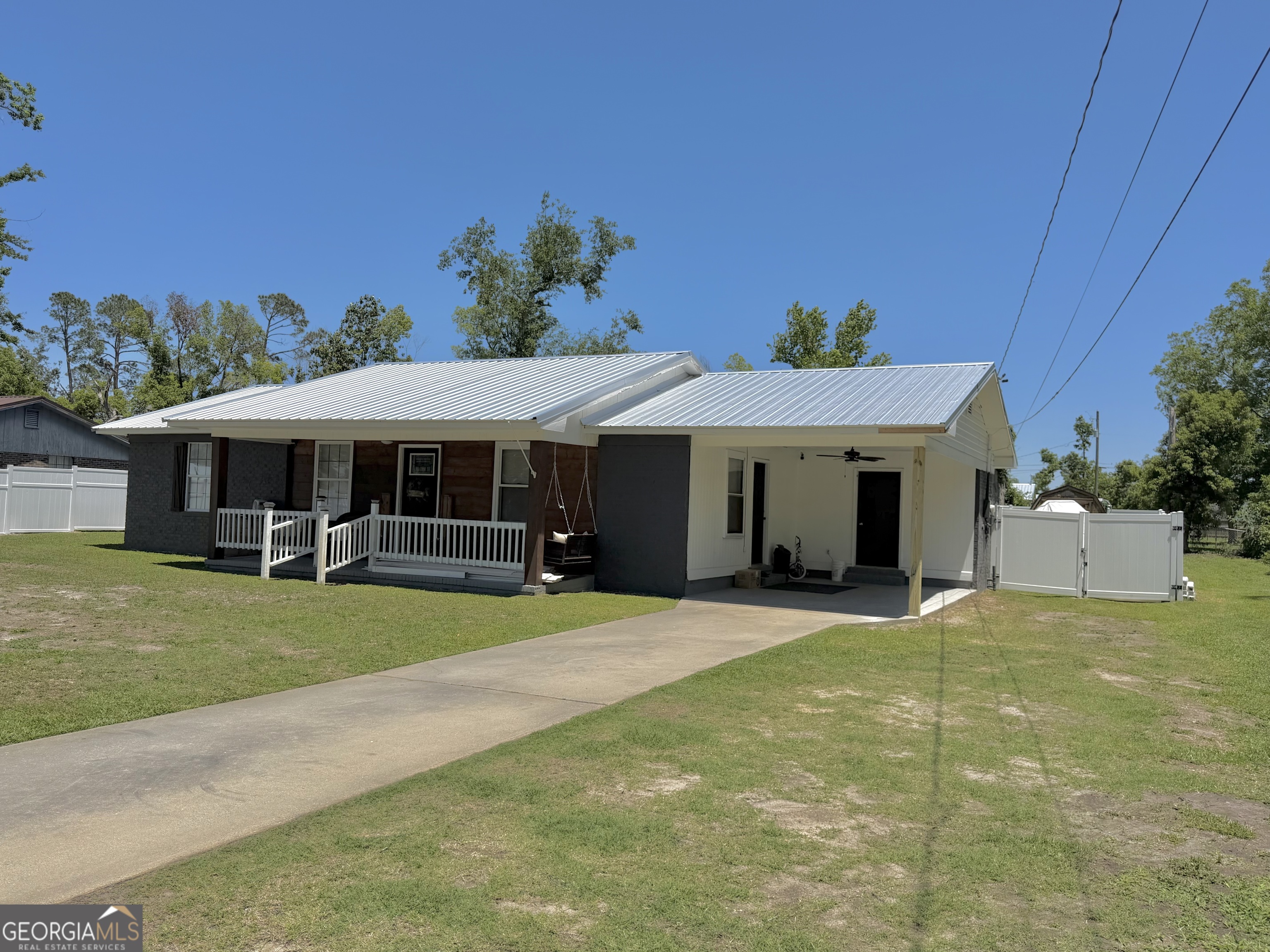 53 Carey Drive Hazlehurst GA 31539
