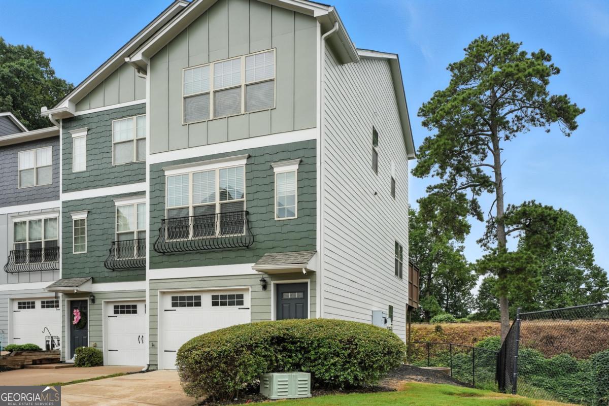 1689 Liberty Parkway NW Atlanta GA 30318