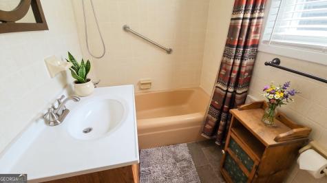 1693 Chatuge Shores Road Hiawassee GA 30546