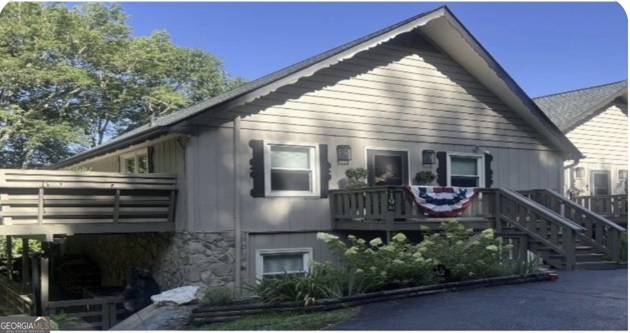 19 Aerie Lane Sky Valley GA 30537