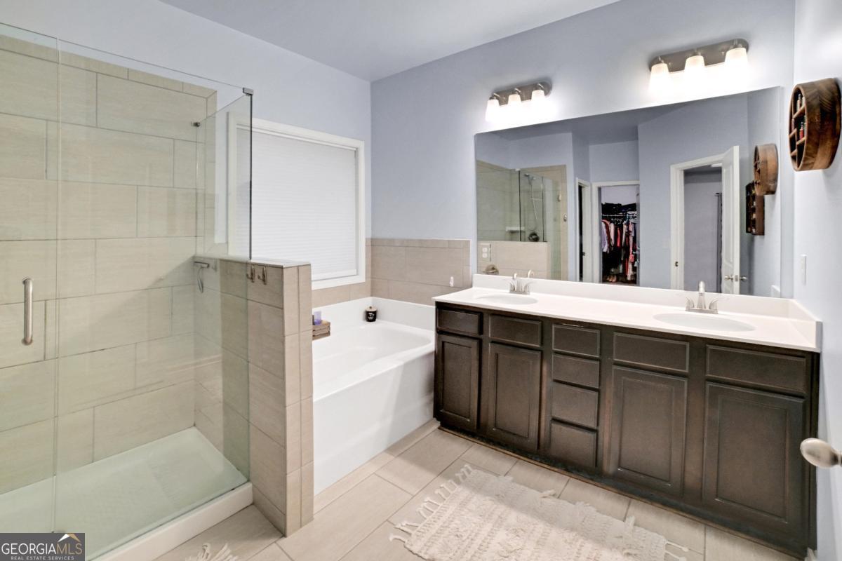 115 Creekside Bluff Way Auburn GA 30011