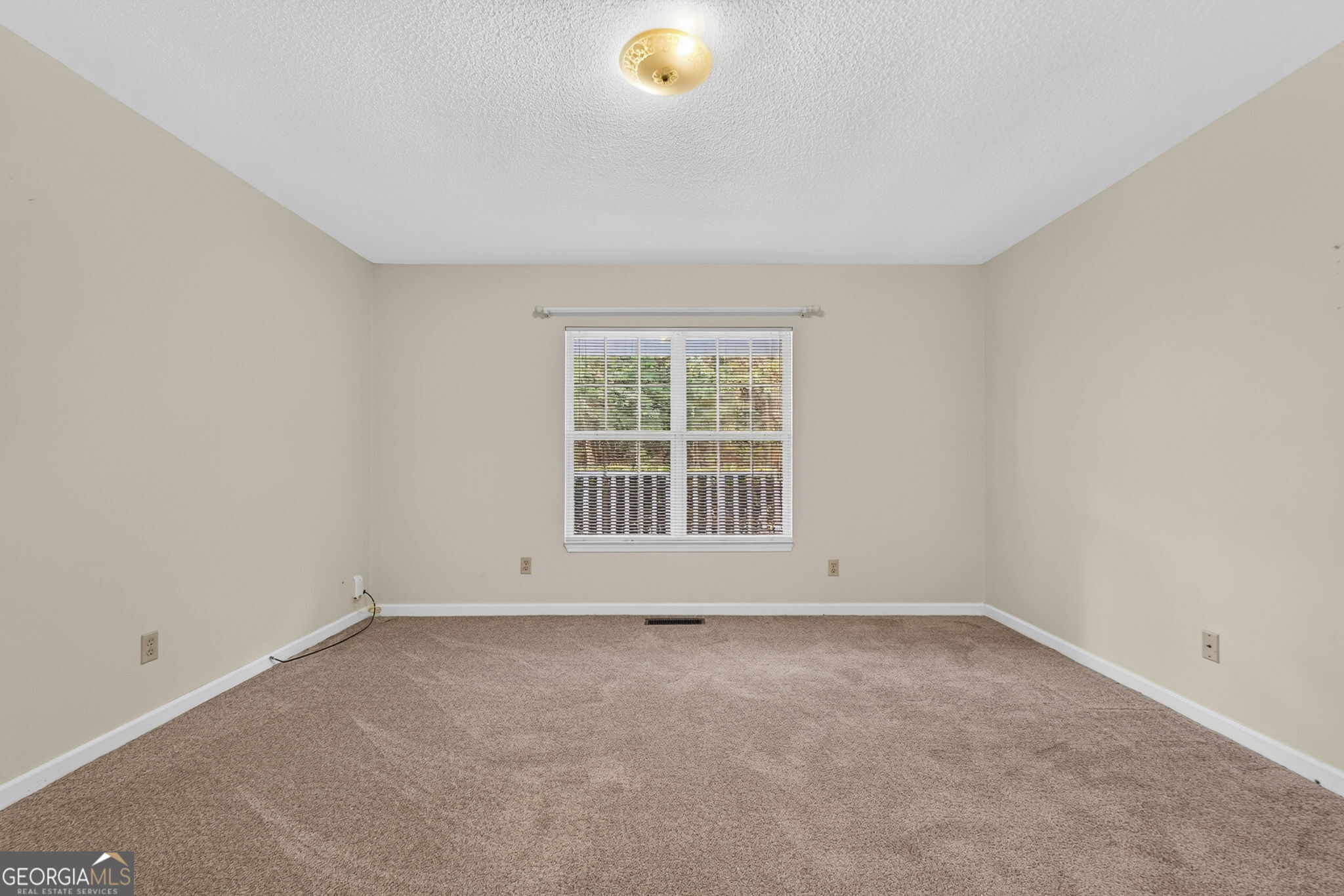 226 Howard Road Barnesville GA 30204