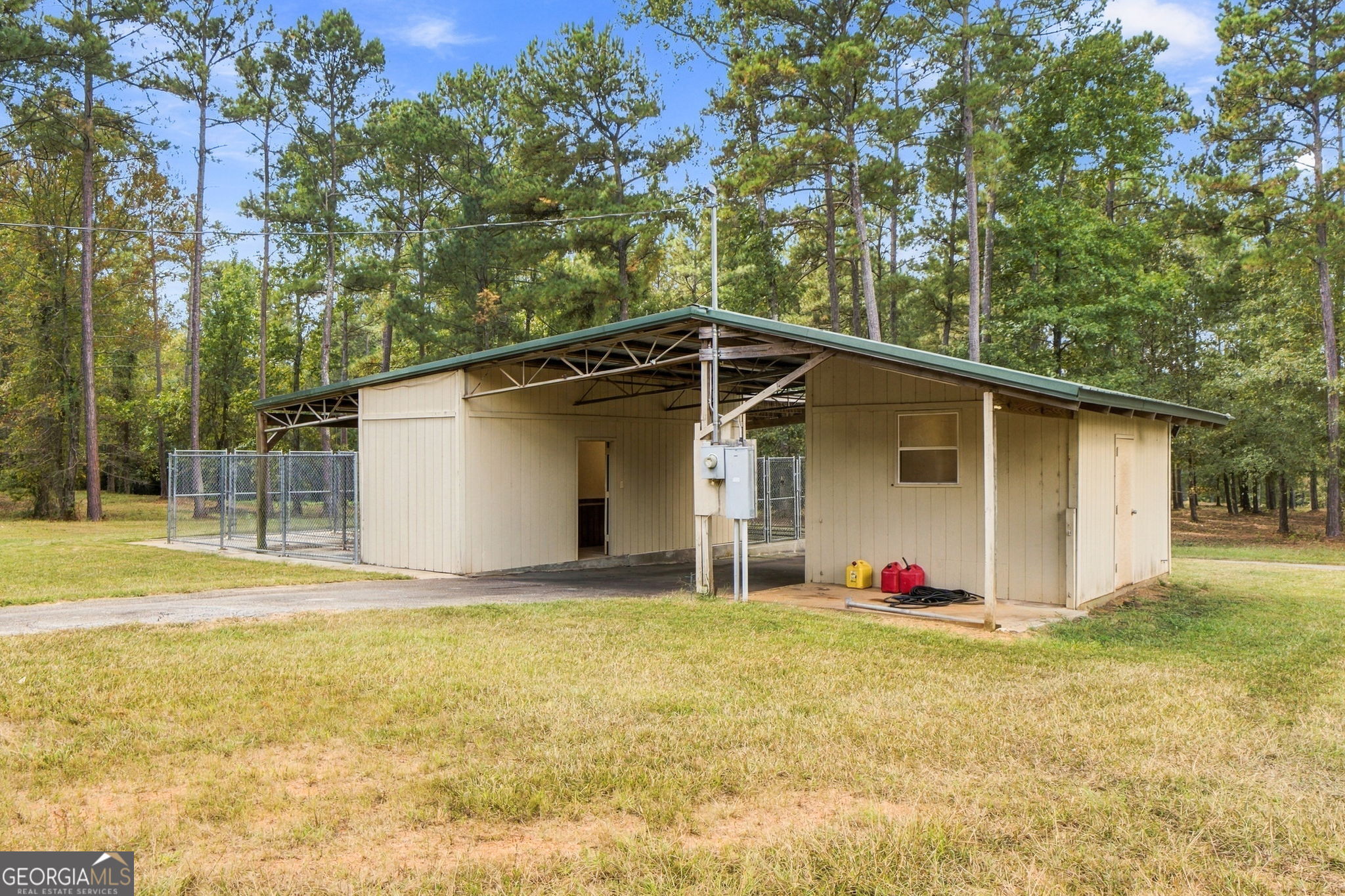 226 Howard Road Barnesville GA 30204