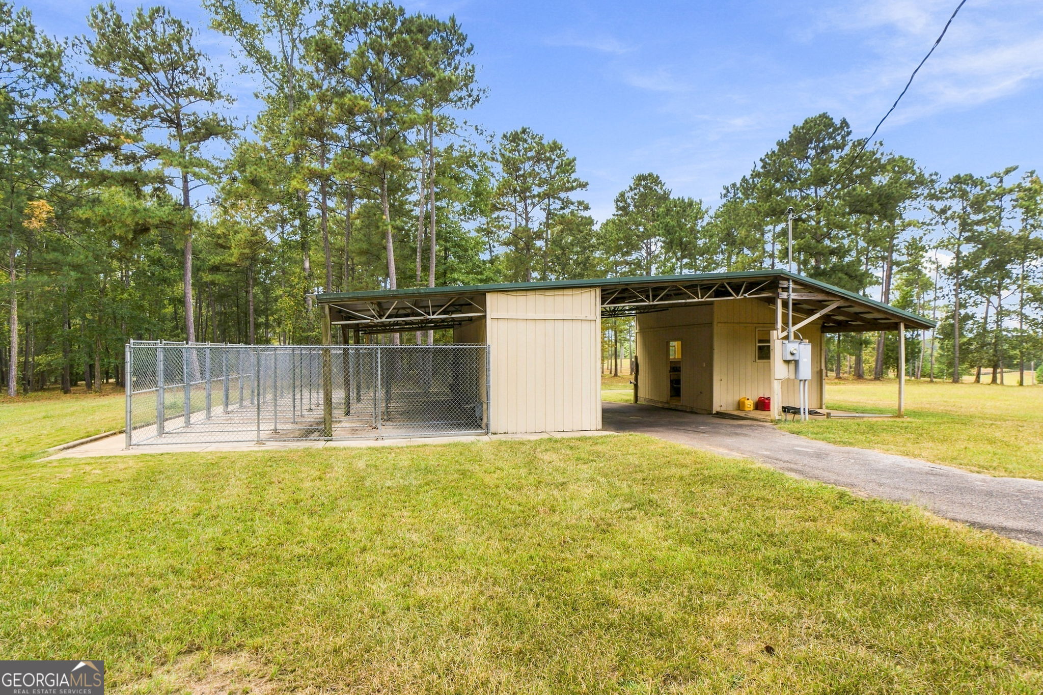 226 Howard Road Barnesville GA 30204