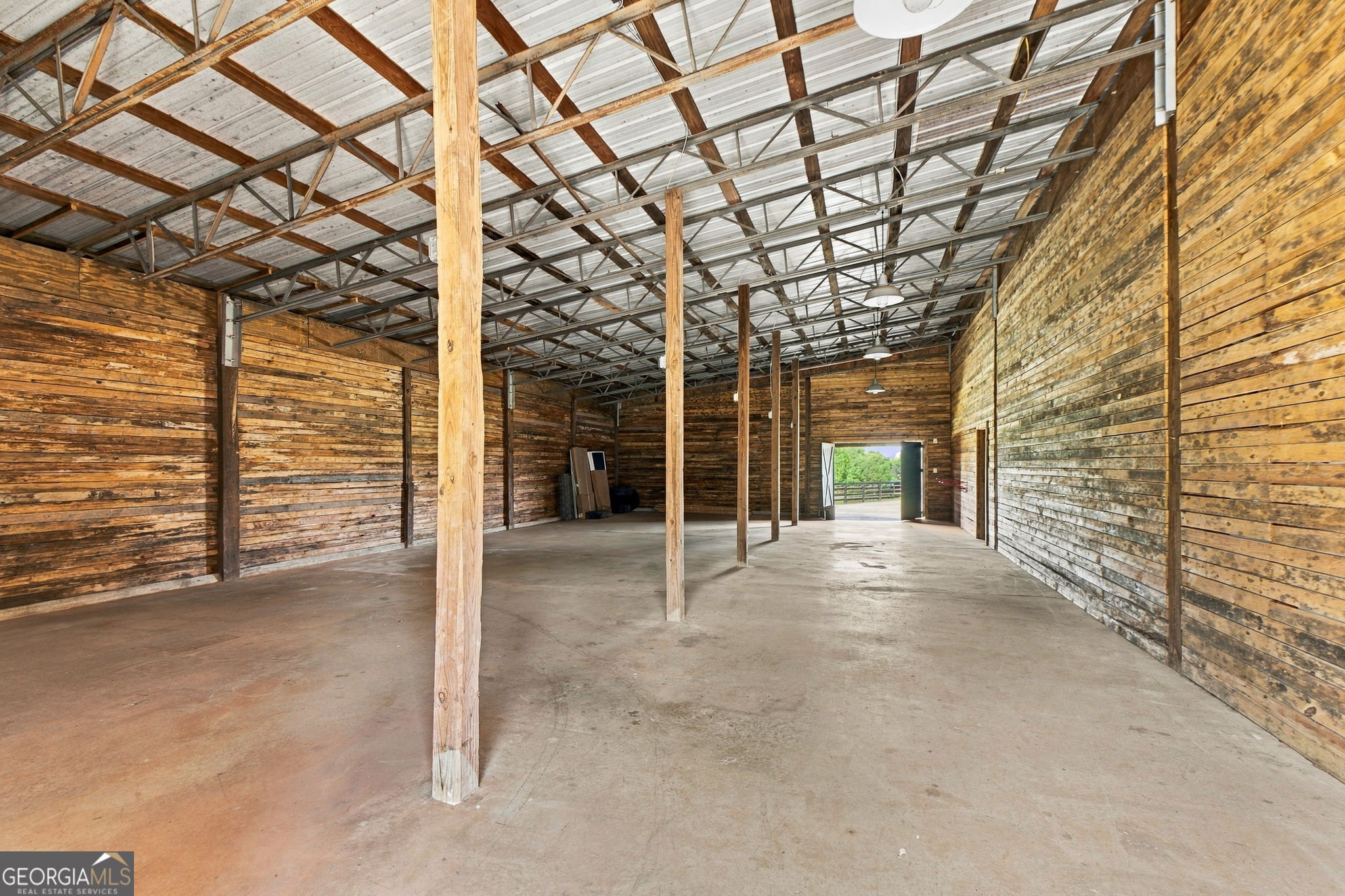 226 Howard Road Barnesville GA 30204