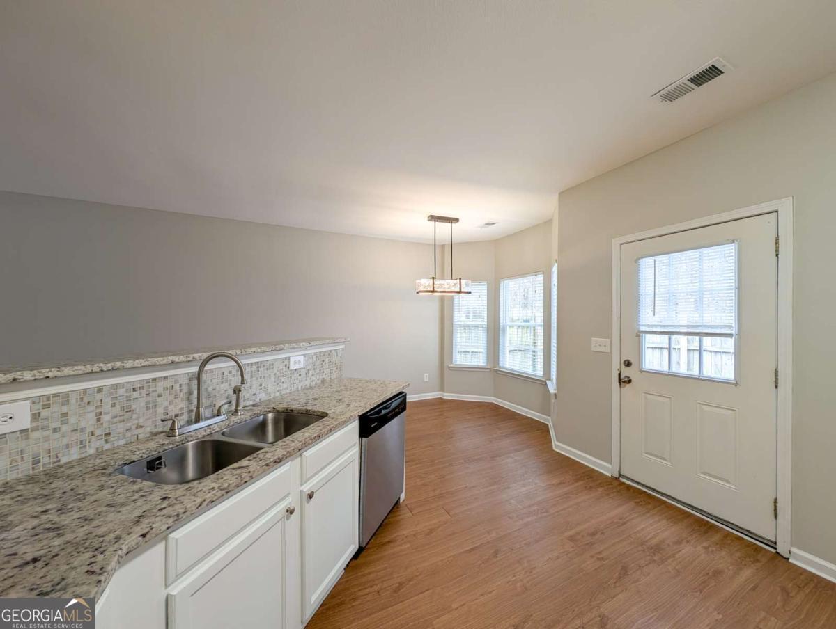 511 Creel Lane Atlanta GA 30349