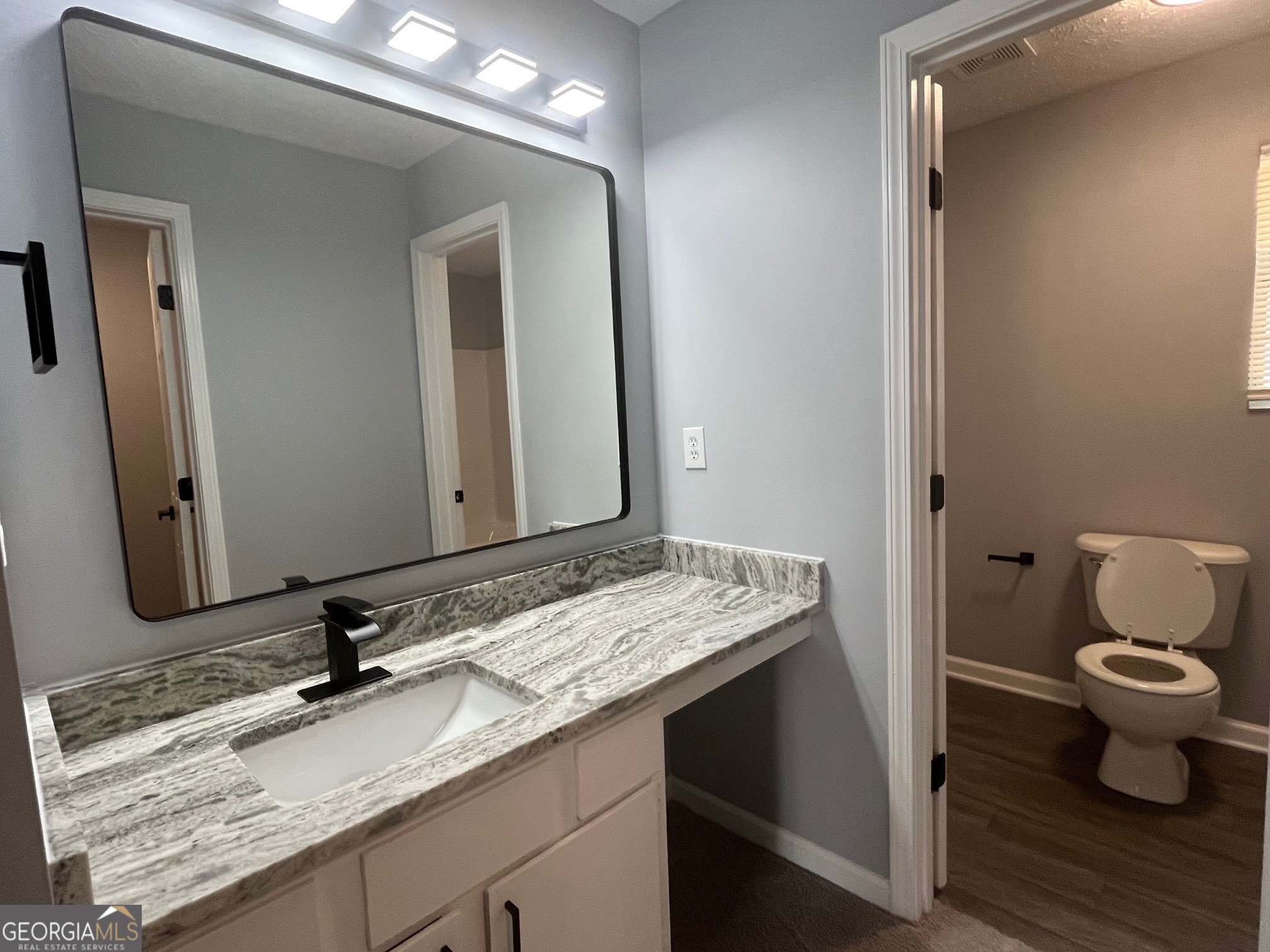 9221 Green Side Path Riverdale GA 30274