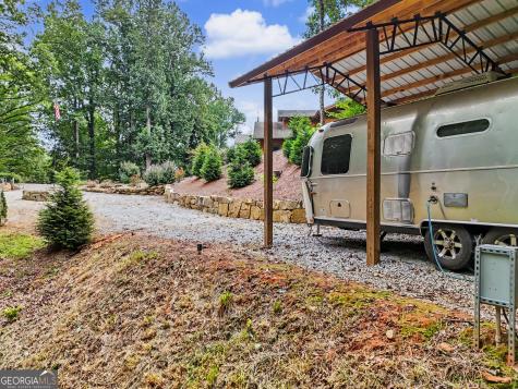557 Fox Trot Road Clayton GA 30525