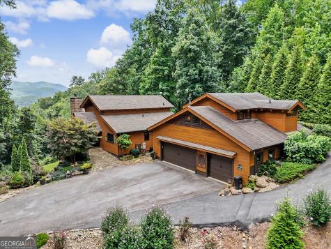 557 Fox Trot Road Clayton GA 30525