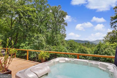 557 Fox Trot Road Clayton GA 30525