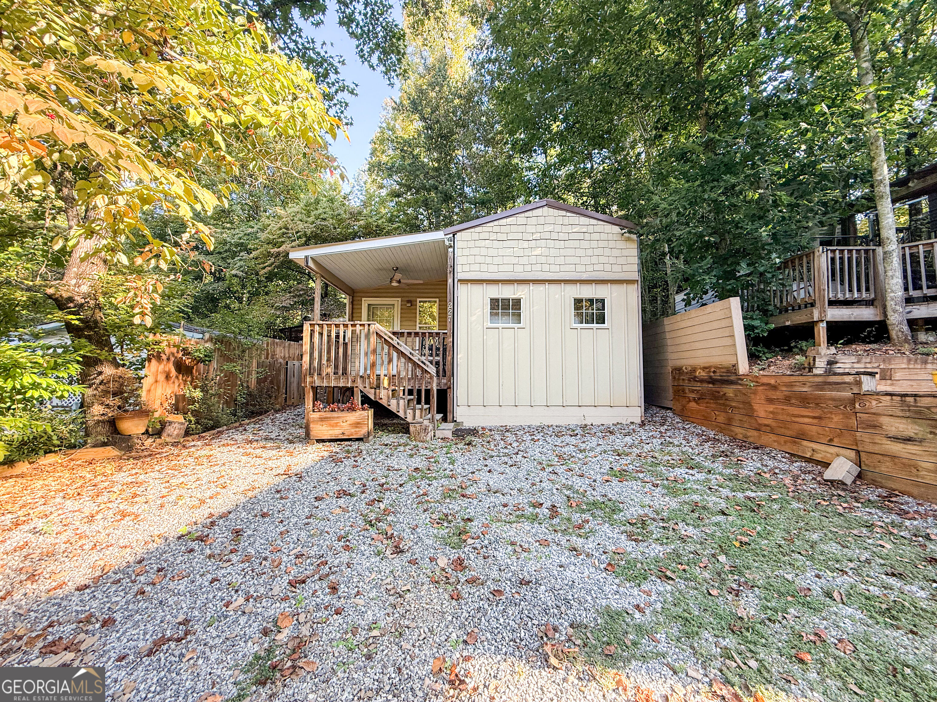 227 Canyon Pass Cleveland GA 30528
