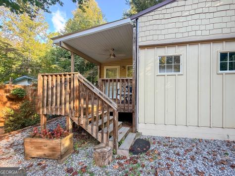 227 Canyon Pass Cleveland GA 30528