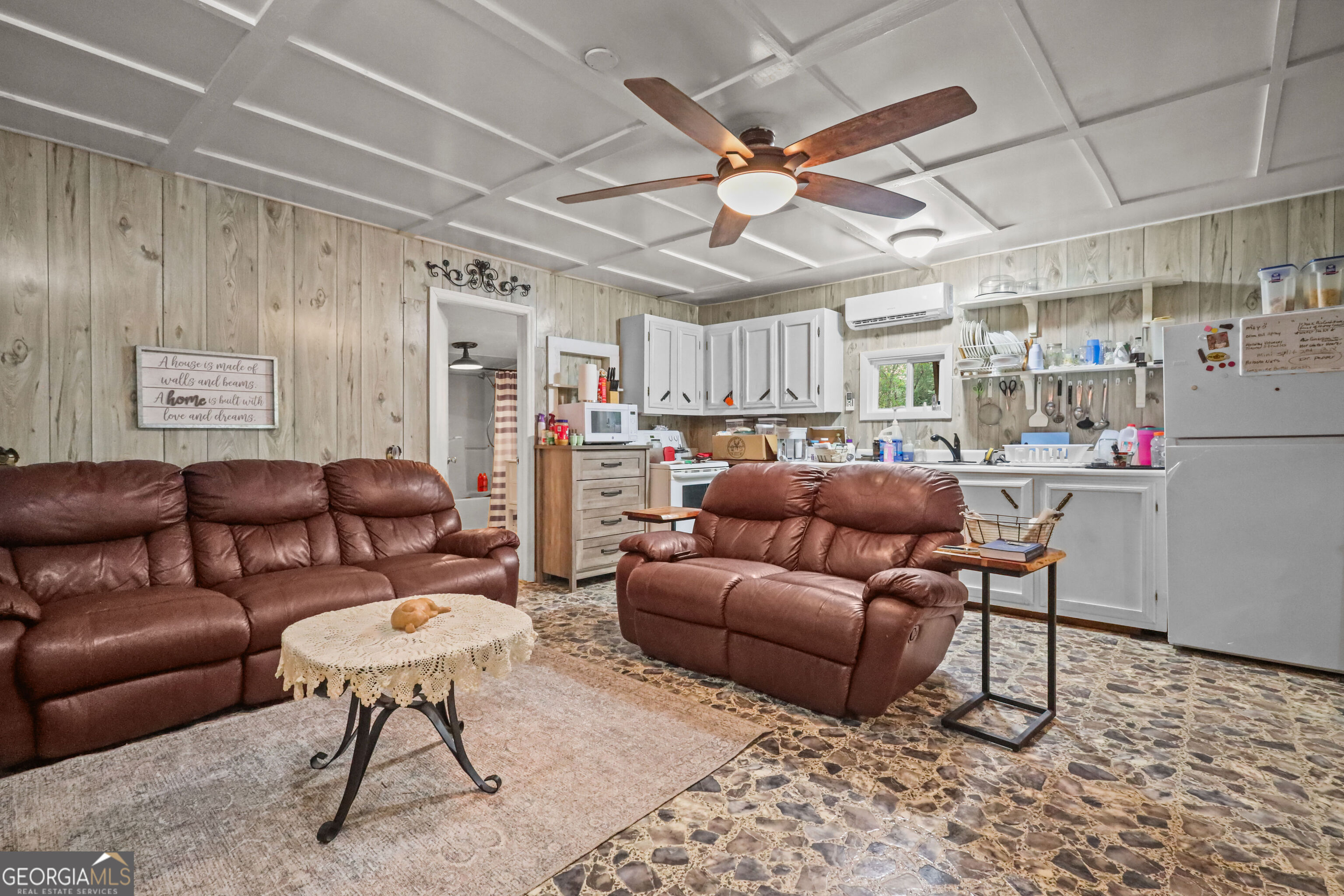 10 Cabin Road Nahunta GA 31553