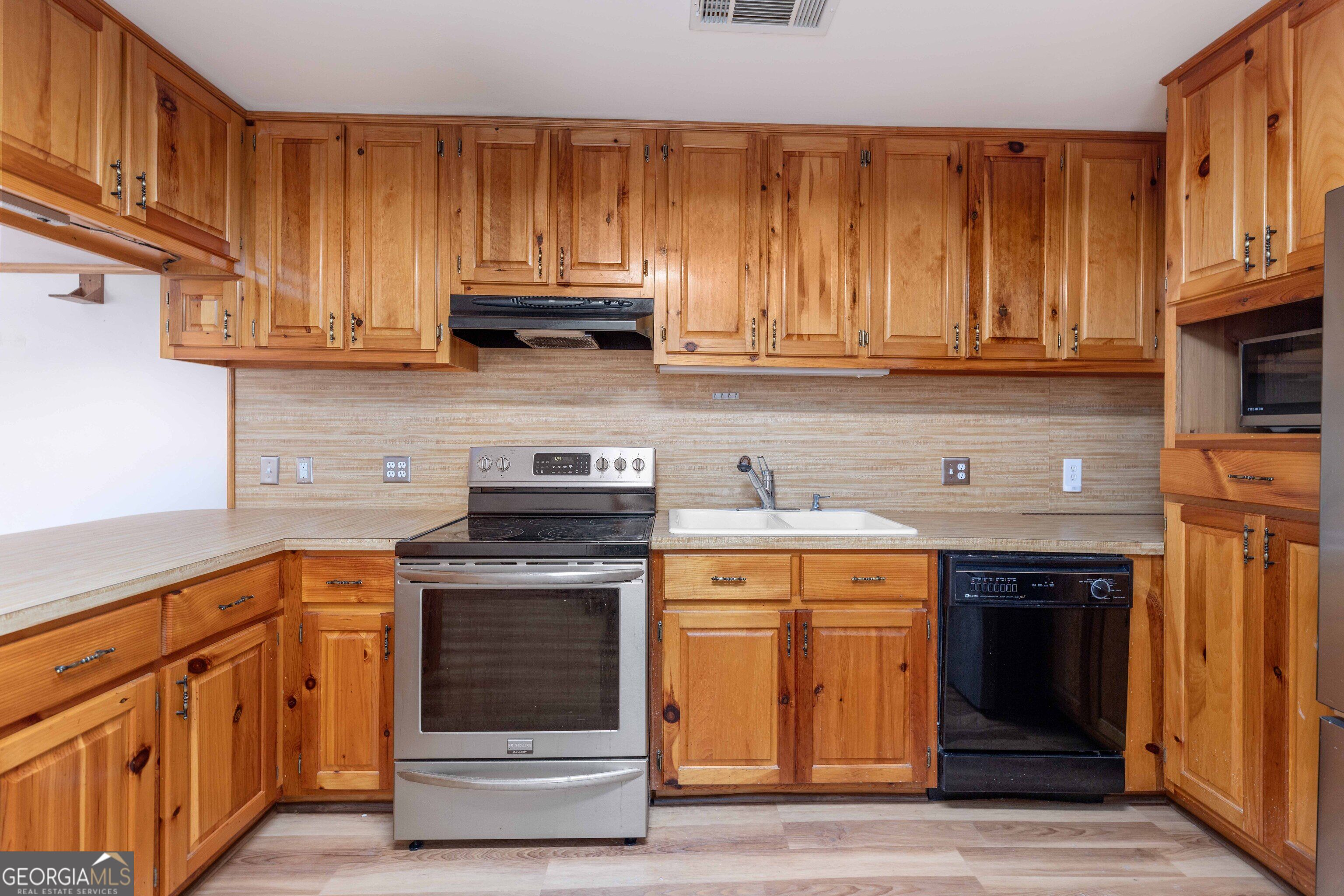5301 Geneva Highway Talbotton GA 31827