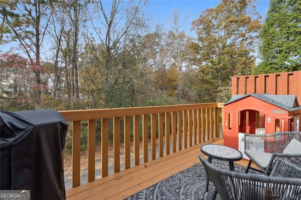 5972 Eagle Tiff Lane Sugar Hill GA 30518