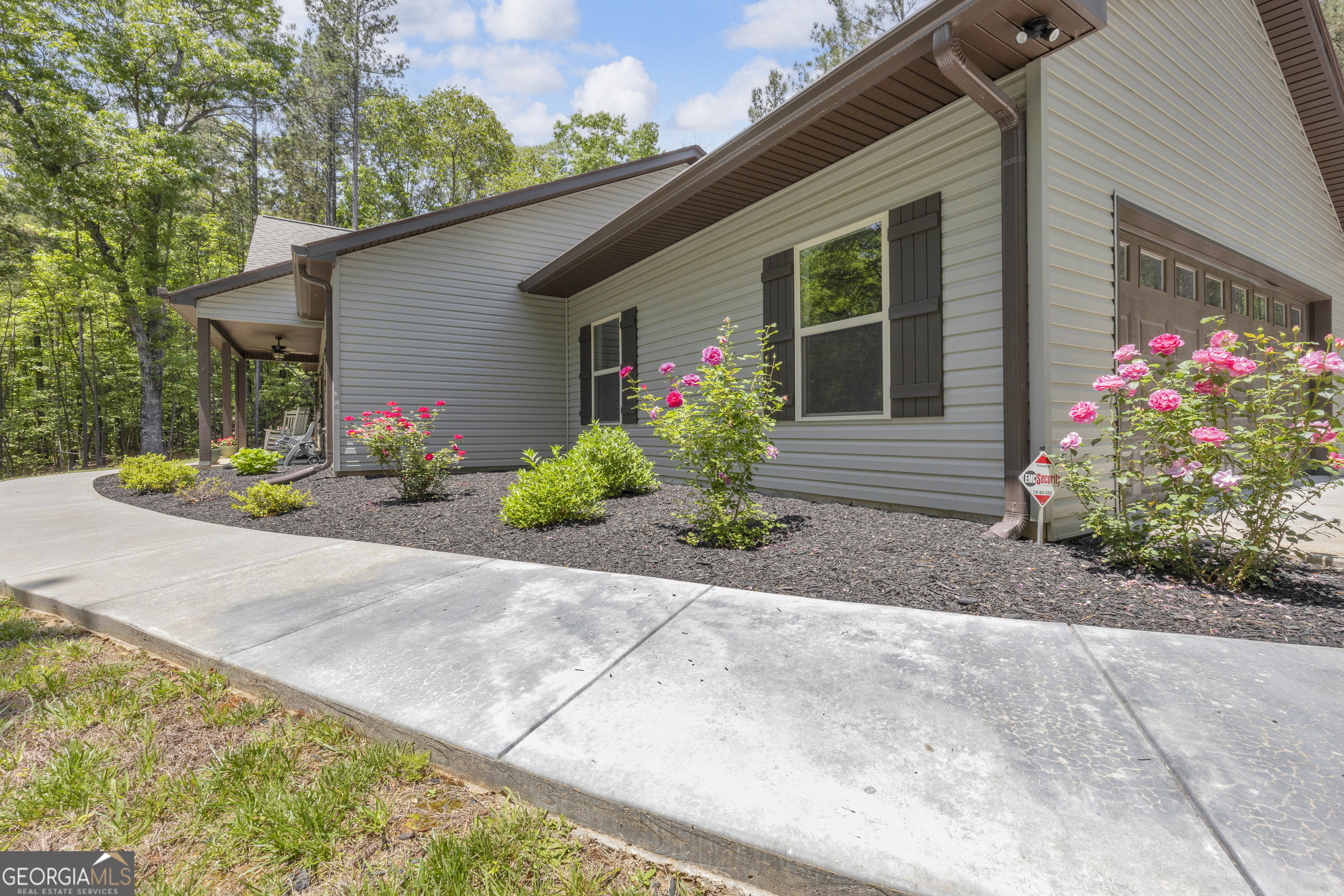 187 Old Cherokee Road Cleveland GA 30528