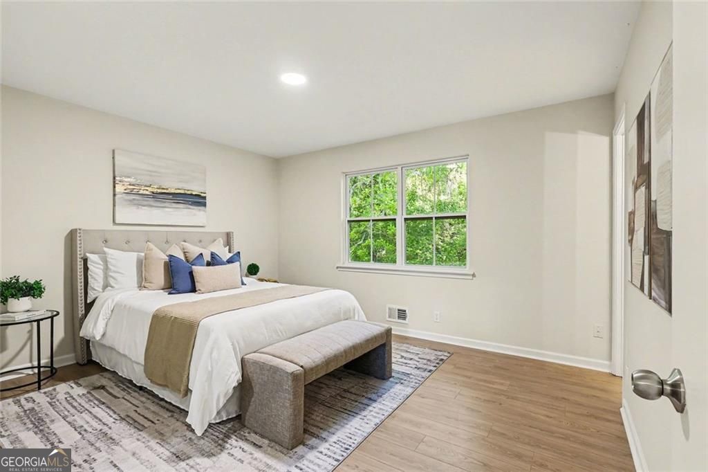 2546 Candler Woods Drive Decatur GA 30032