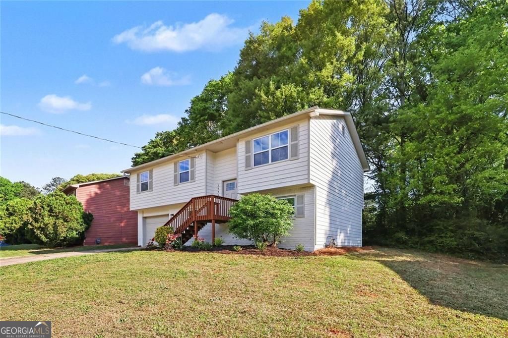2546 Candler Woods Drive Decatur GA 30032