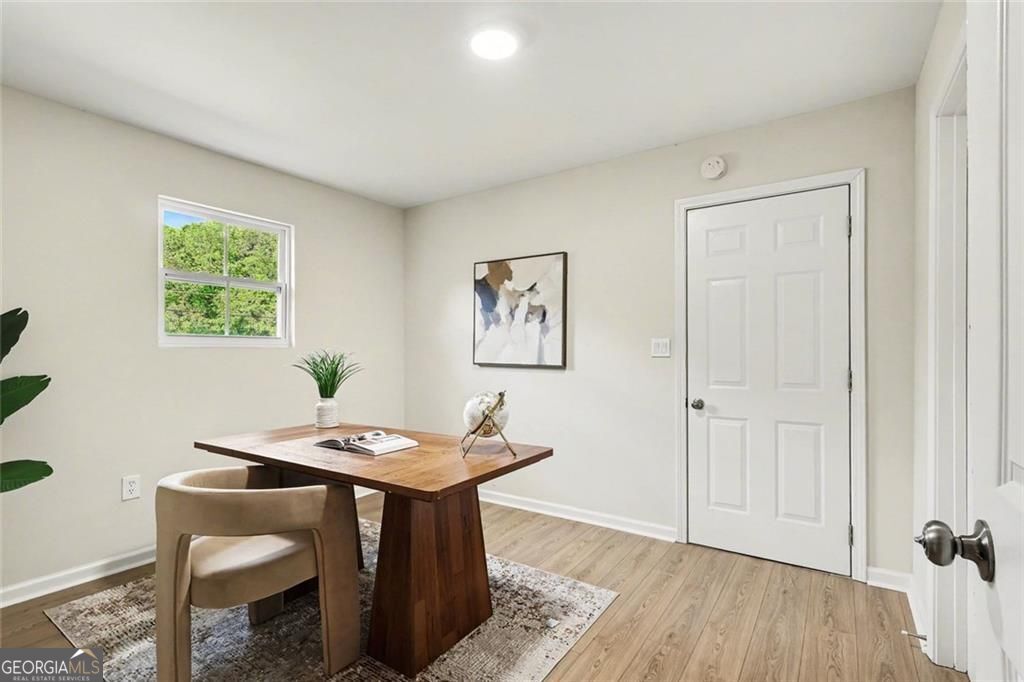 2546 Candler Woods Drive Decatur GA 30032
