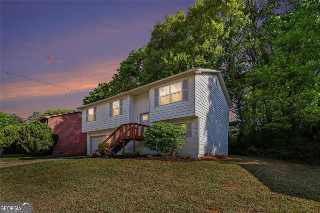 2546 Candler Woods Drive Decatur GA 30032