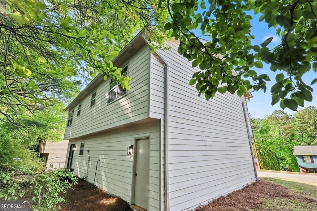 2546 Candler Woods Drive Decatur GA 30032