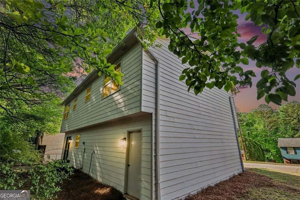 2546 Candler Woods Drive Decatur GA 30032