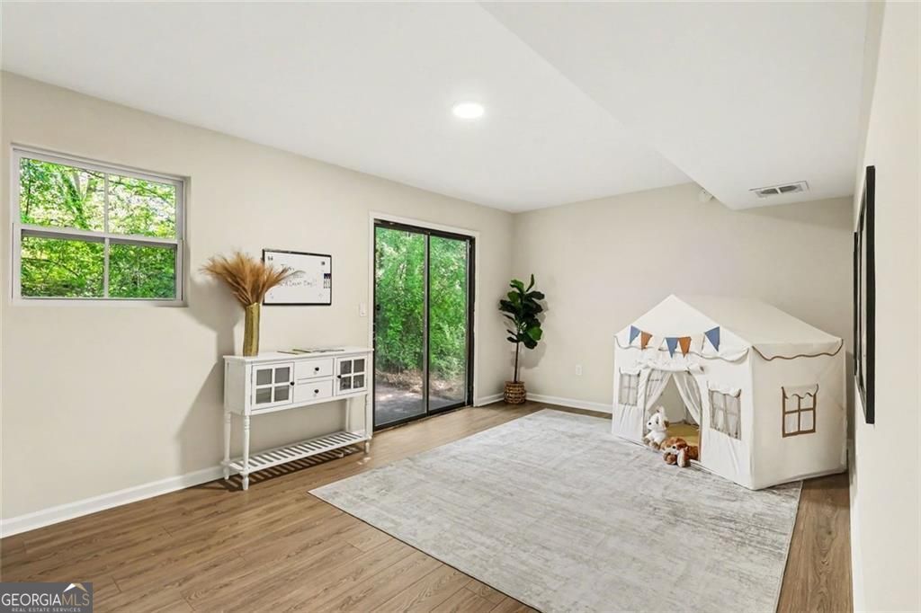 2546 Candler Woods Drive Decatur GA 30032