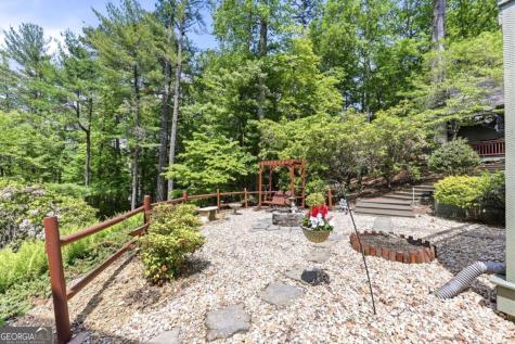 160 Indian Trail Sautee Nacoochee GA 30571