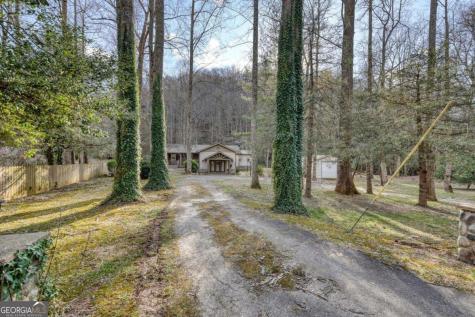 4868 Swallows Creek Road Hiawassee GA 30546