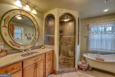 4868 Swallows Creek Road Hiawassee GA 30546
