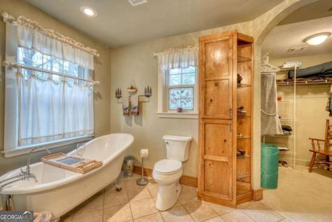 4868 Swallows Creek Road Hiawassee GA 30546