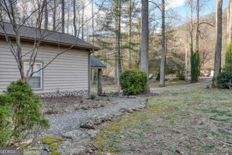 4868 Swallows Creek Road Hiawassee GA 30546