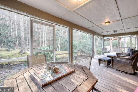 4868 Swallows Creek Road Hiawassee GA 30546