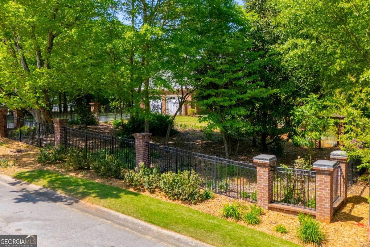 203 S Ole Hickory Trail Carrollton GA 30117