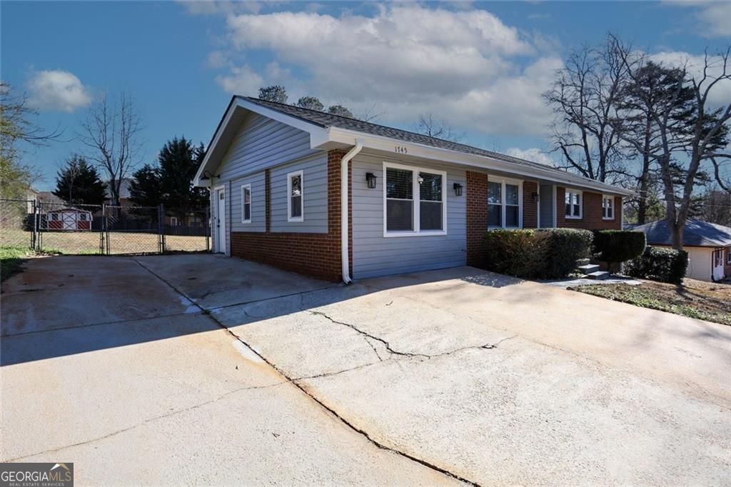 1745 Rockbridge Road NW Conyers GA 30012
