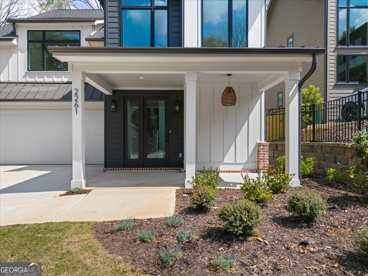 2261 Paul Avenue NW Atlanta GA 30318