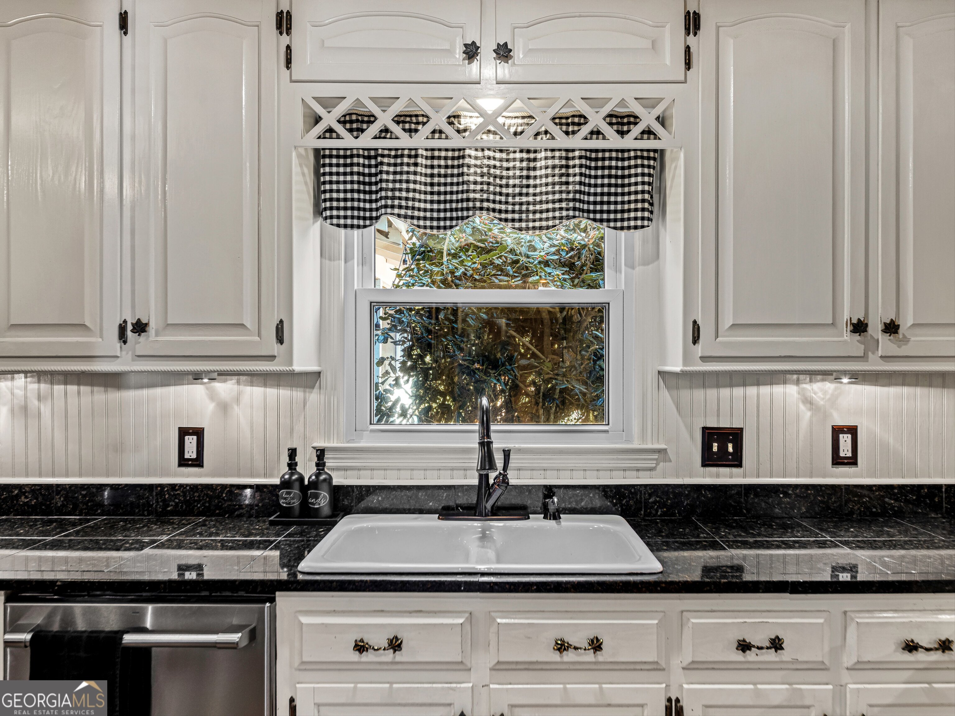 215 Pineywood Road Griffin GA 30224
