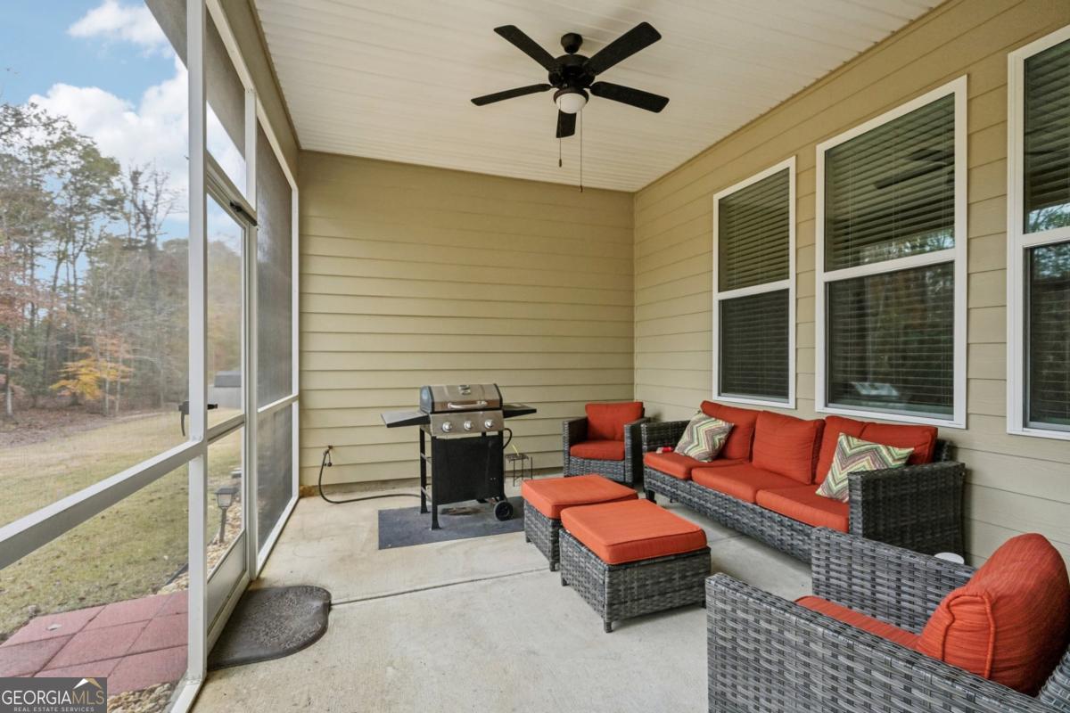 290 Calebee Avenue Senoia GA 30276