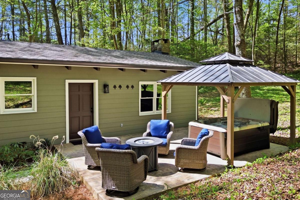 10758 Chatsworth Highway Ellijay GA 30540