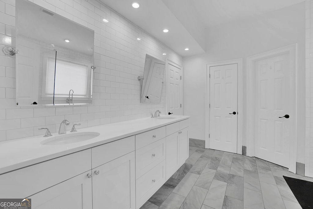 2027 Ivy Ridge Road SE Smyrna GA 30080
