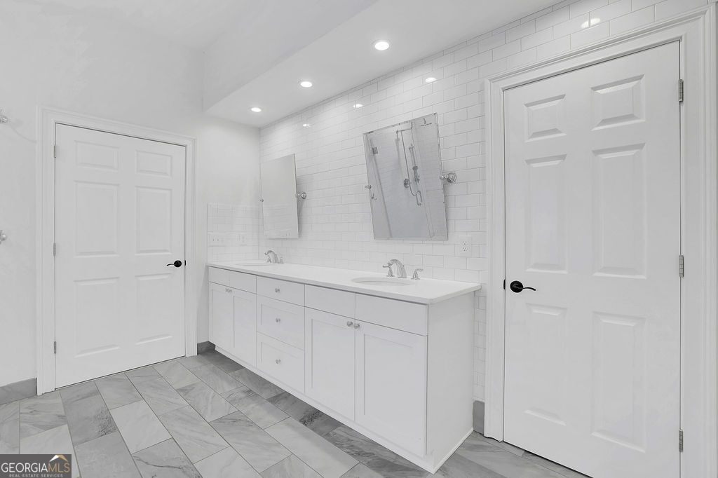2027 Ivy Ridge Road SE Smyrna GA 30080