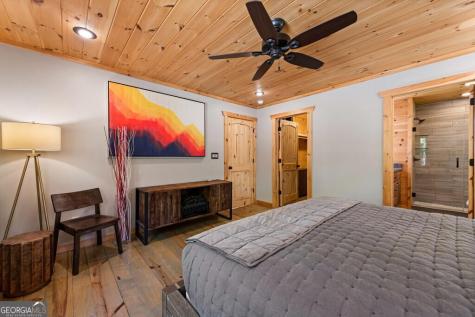 329 Autumn Ridge Drive Mineral Bluff GA 30559